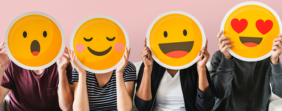 Fałszywe opinie w internecie – jak je rozpoznać